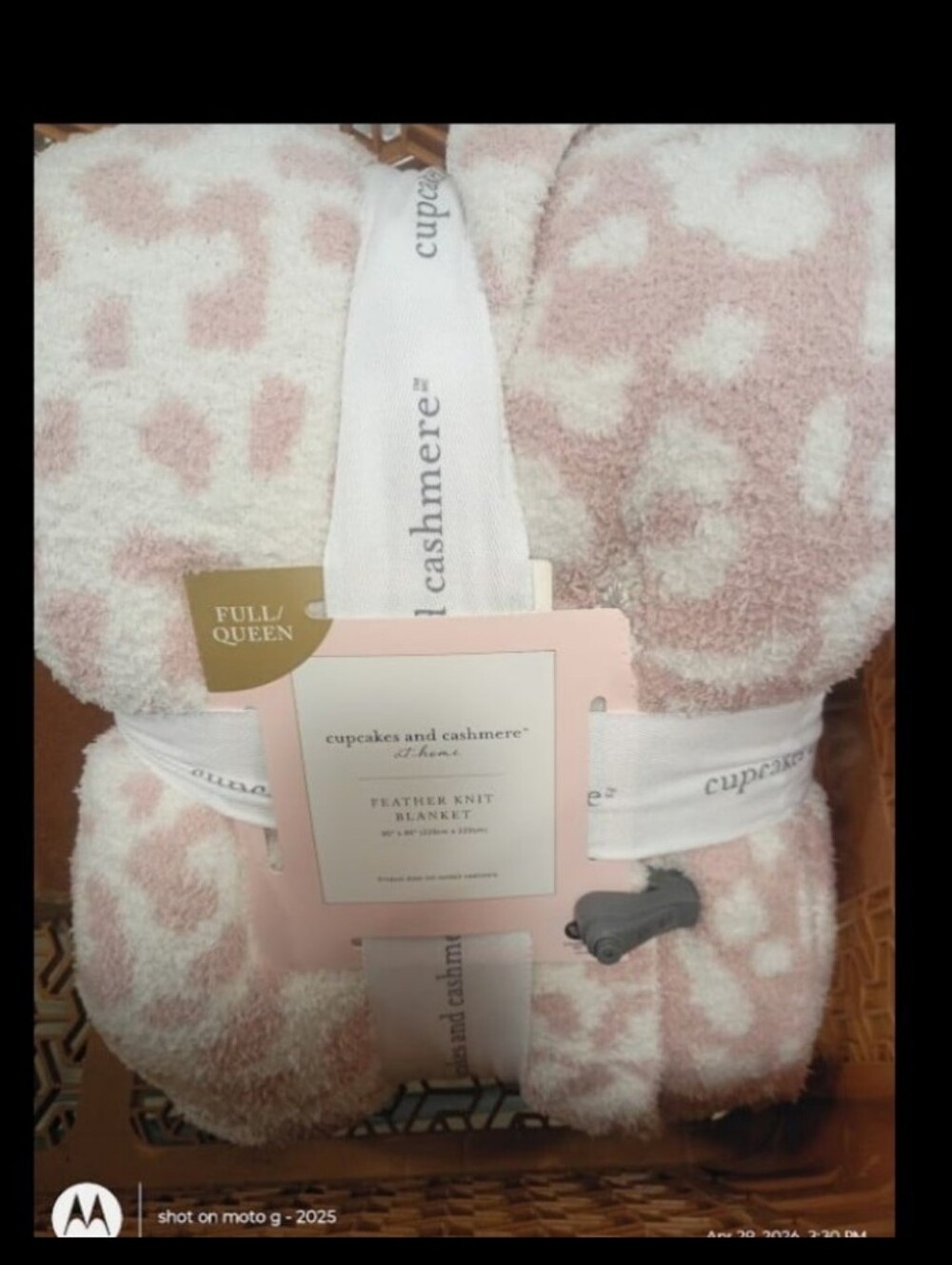 New cupcakes And Cashmere Pink Leopard blanket